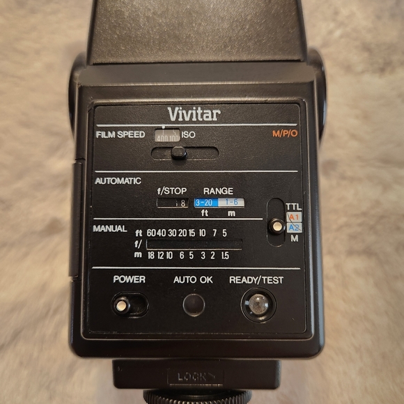 Vivitar Auto Thyristor 550FD Shoe Mount Camera Flash Untested - Picture 3 of 15